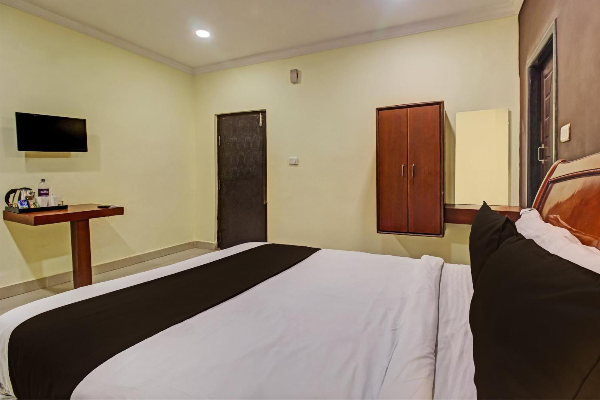 Hotel O Ruma Near Nampally Railway Station Haydarabad Dış mekan fotoğraf