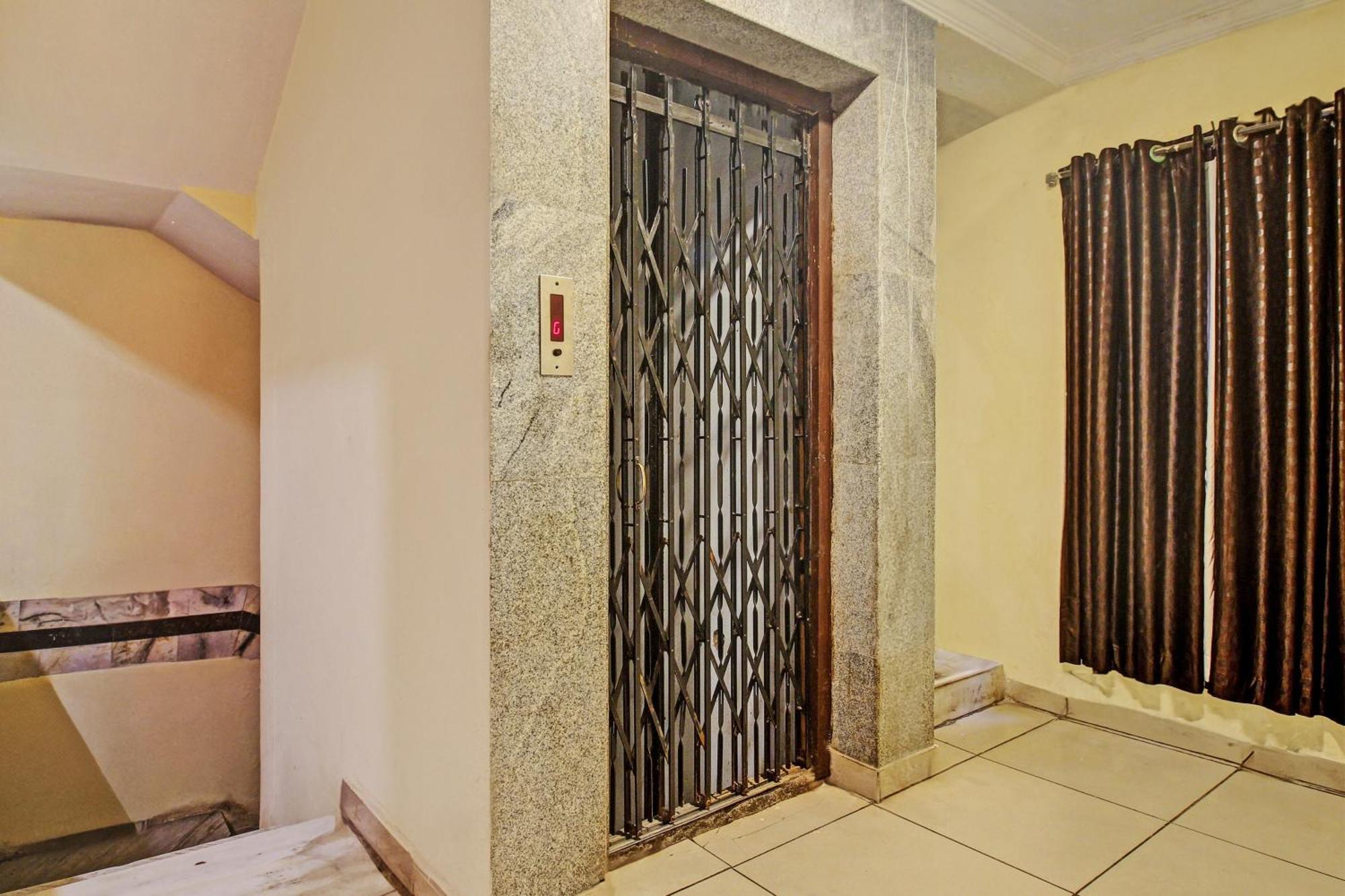 Hotel O Ruma Near Nampally Railway Station Haydarabad Dış mekan fotoğraf